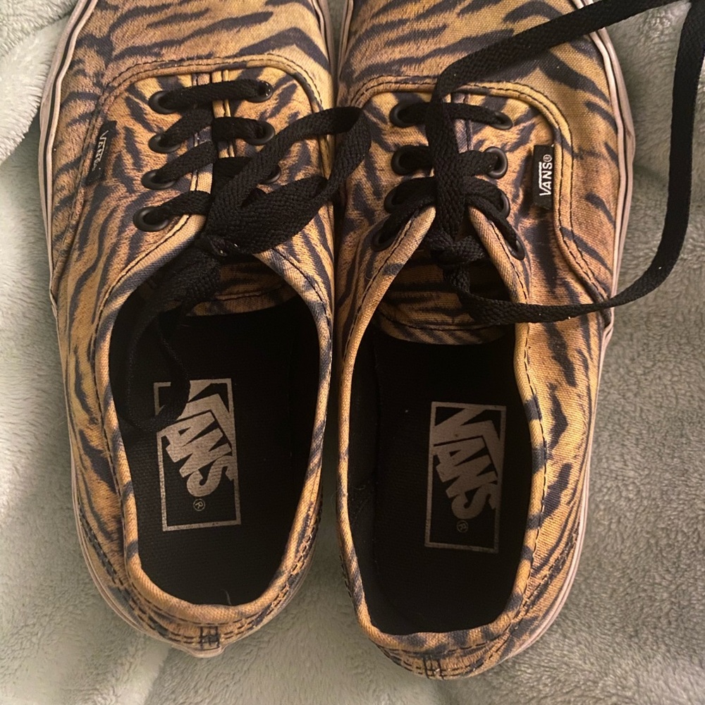 Vans Off The Walls